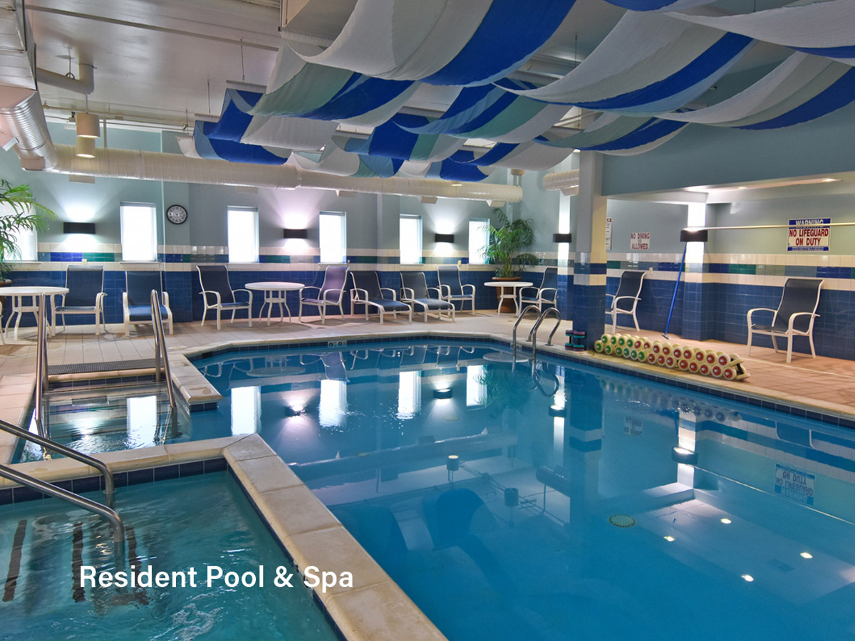 Harbors Edge Pool