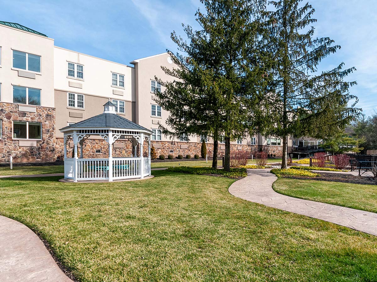 Commonwealth Senior Living at Willow Grove Gazebo