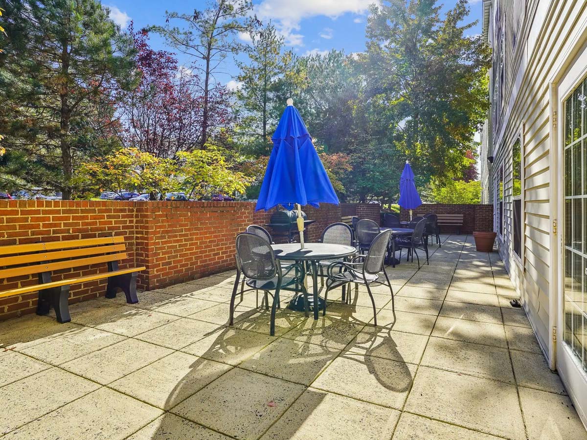 Kendrick Court Courtyard