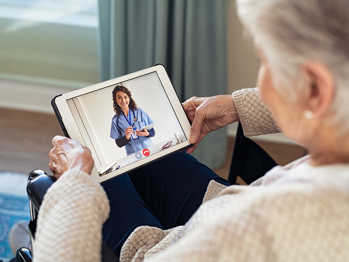 Alma Wellness Group Lady with Doctor on Video Call