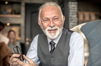Man starting to work after retirement.