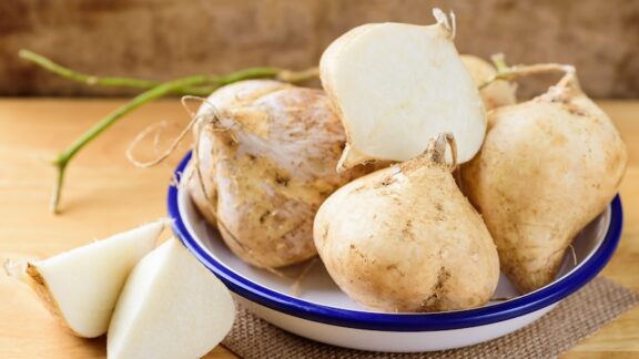 Healthy jicama in a bowl.