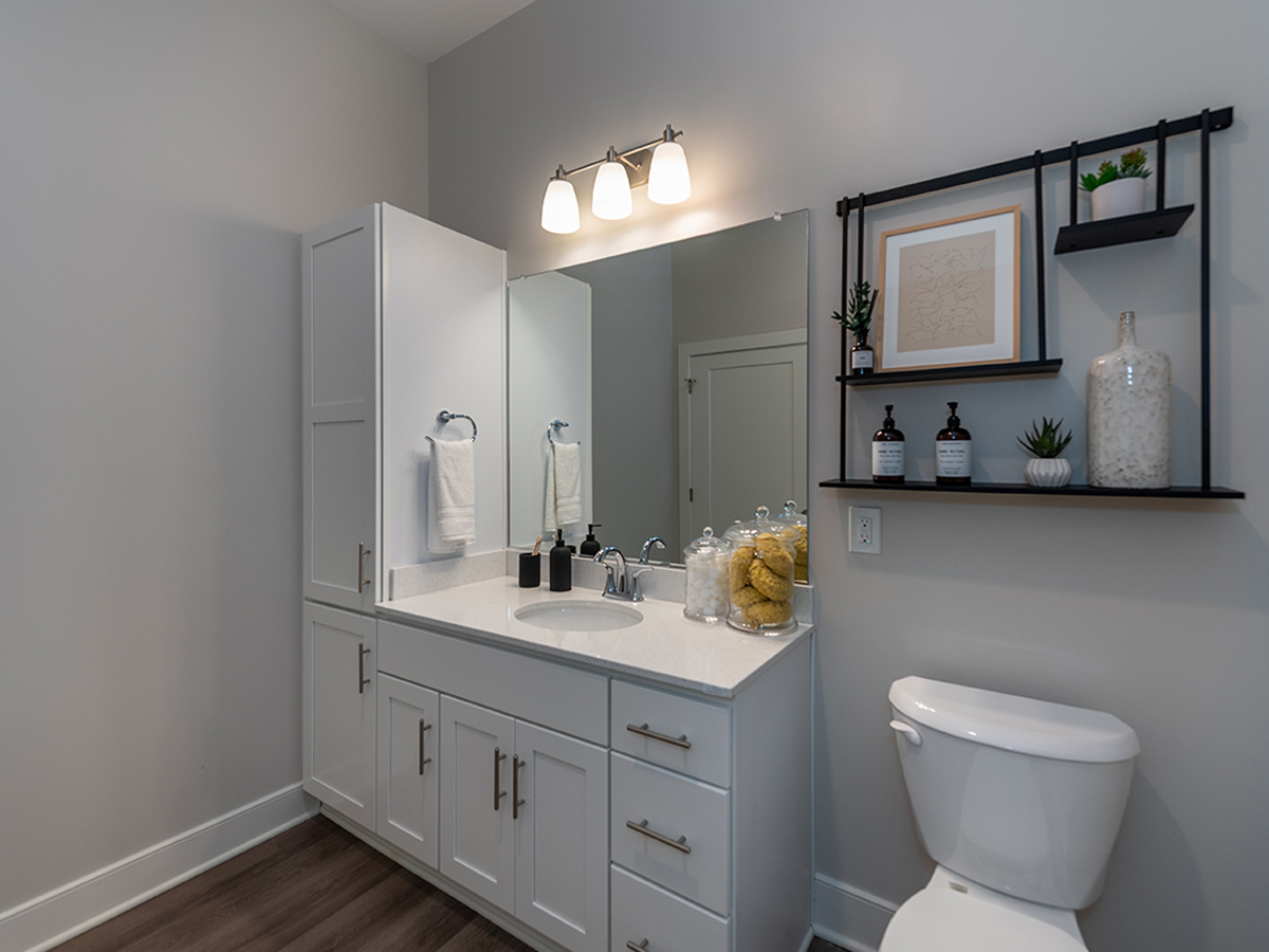 Acclaim at the Hill Bathroom