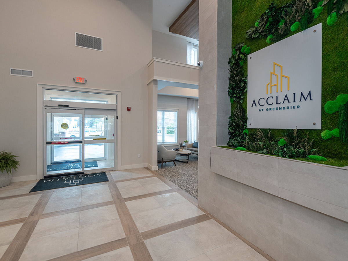 Acclaim at Greenbrier Lobby