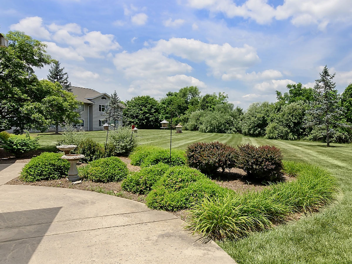 Brookdale Staunton Courtyard