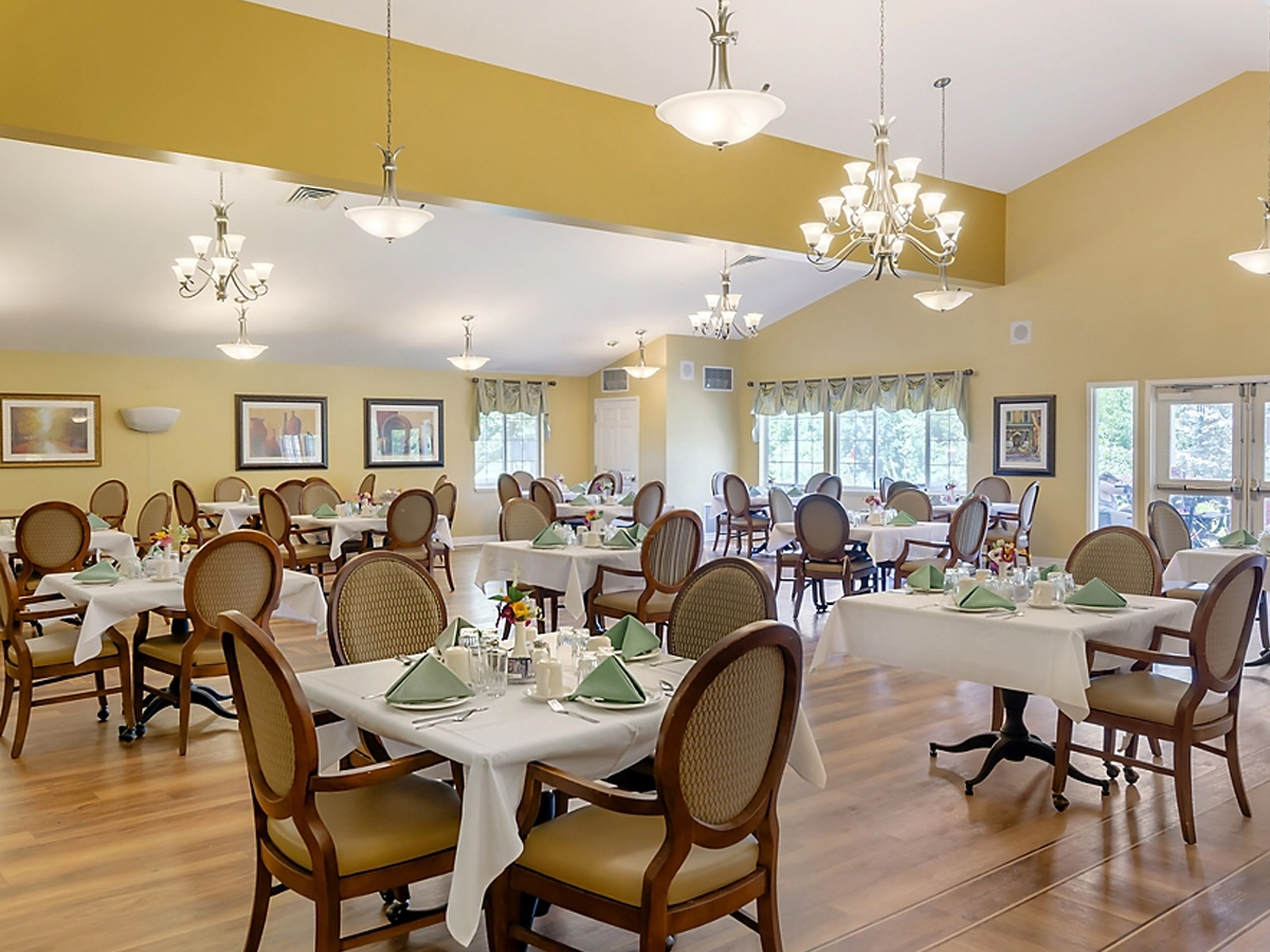 Brookdale Staunton Dining Room