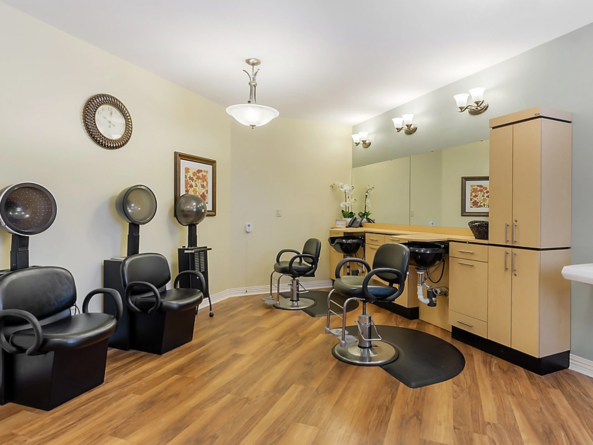 Brookdale Staunton Salon