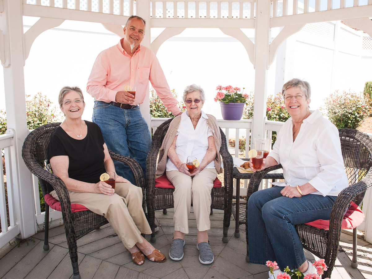 Commonwealth Senior Living at Farnham Family