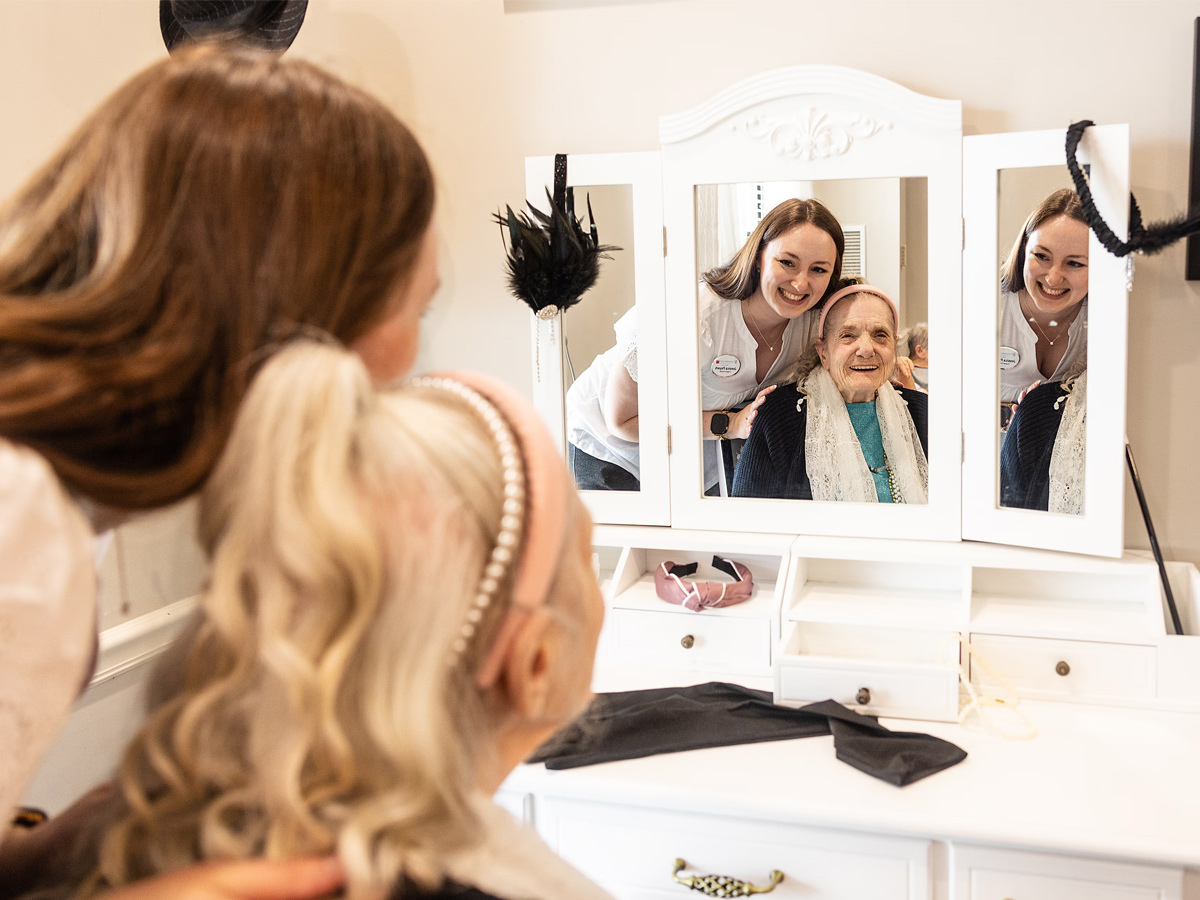 Golden Orchards Commonwealth Seniors Living Salon