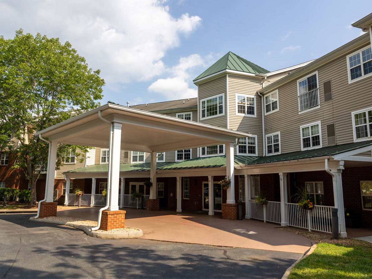 Commonwealth Senior Living at Charlottesville Entrance