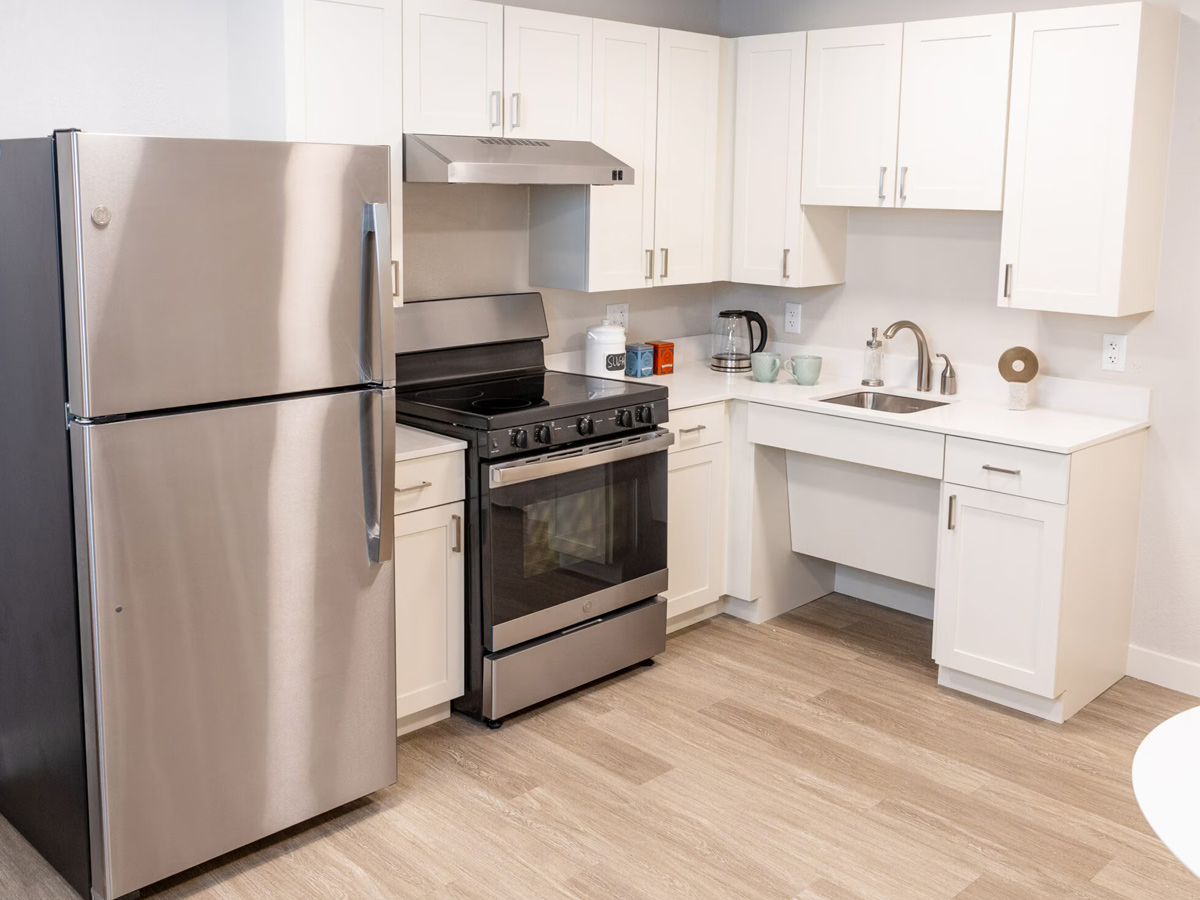 Commonwealth Senior Living at East Paris Kitchen