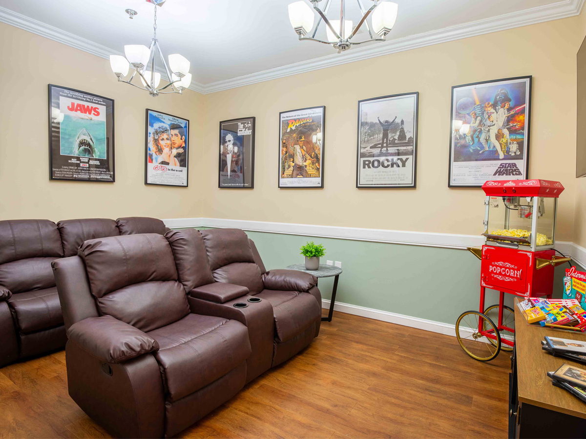 Commonwealth Senior Living at Hampton Media Room