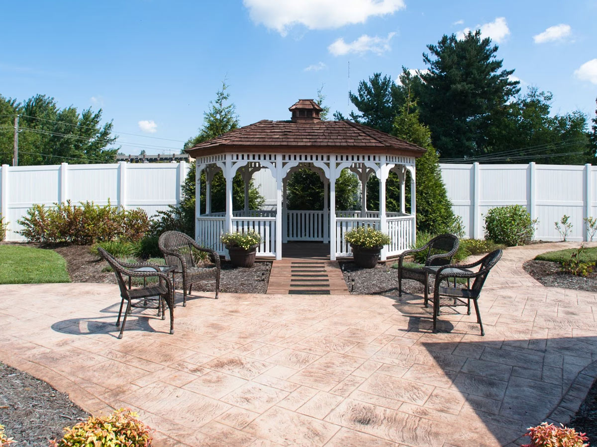 Commonwealth Senior Living at Radford Gazebo