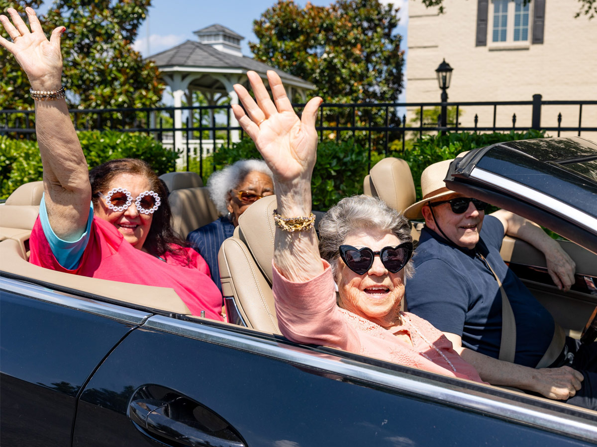 Commonwealth Senior Living at Leigh Hall Residents Riding in Car