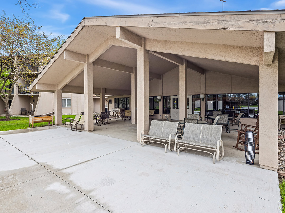 Winter Village Outdoor Seating