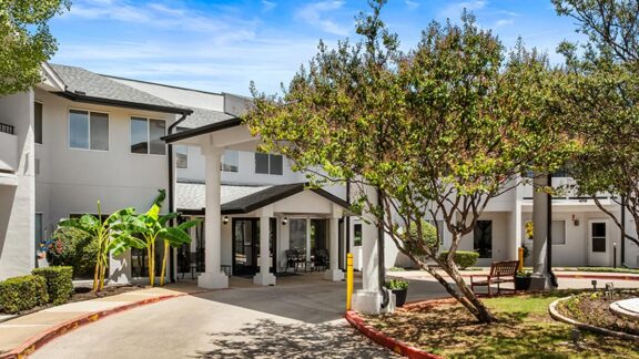 Arlington Plaza Entrance