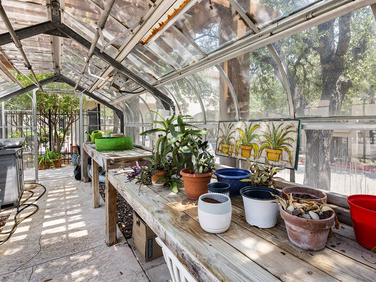 Madison Estates Community Greenhouse