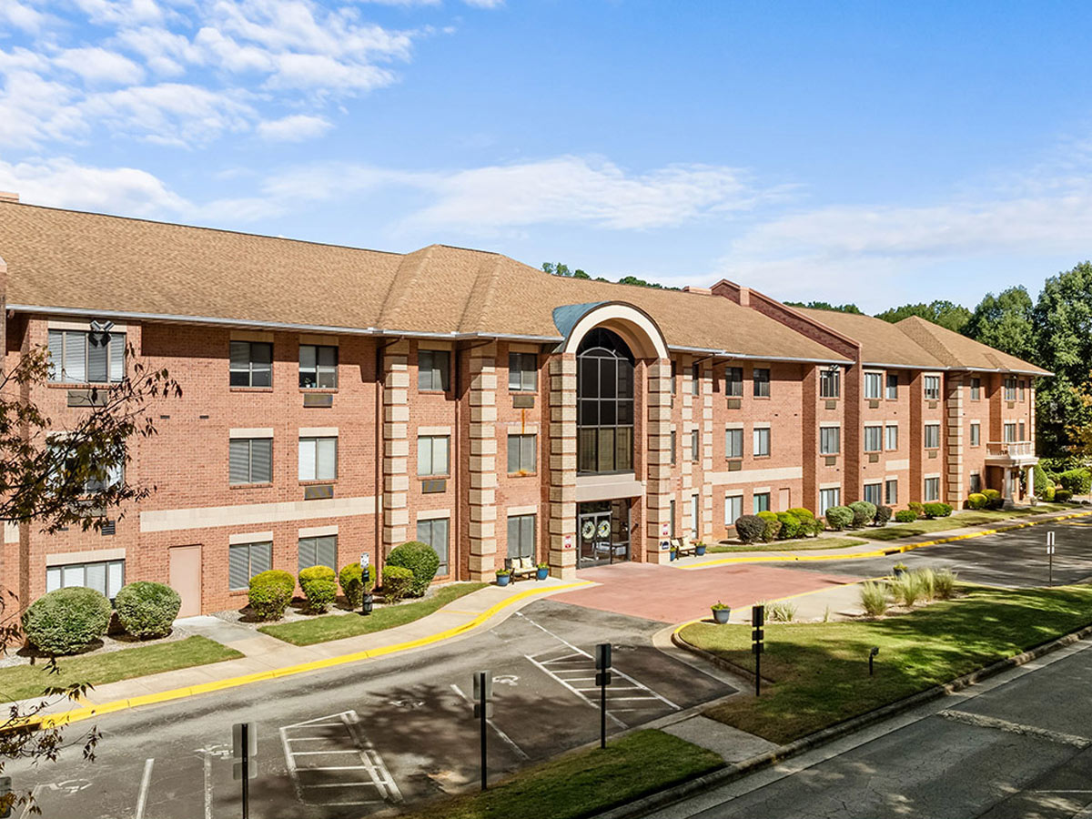 Independence Village of Olde Raleigh Exterior