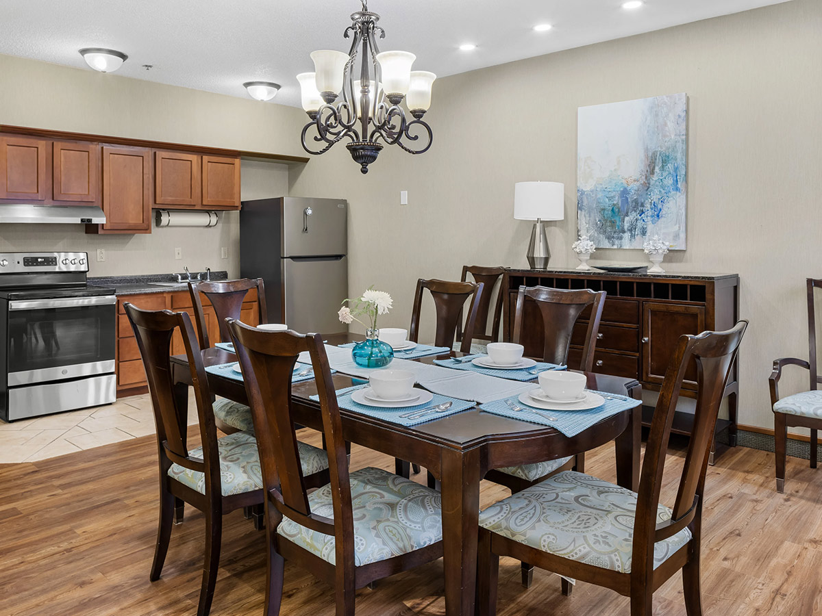 Independence Village of Olde Raleigh Private Dining Room