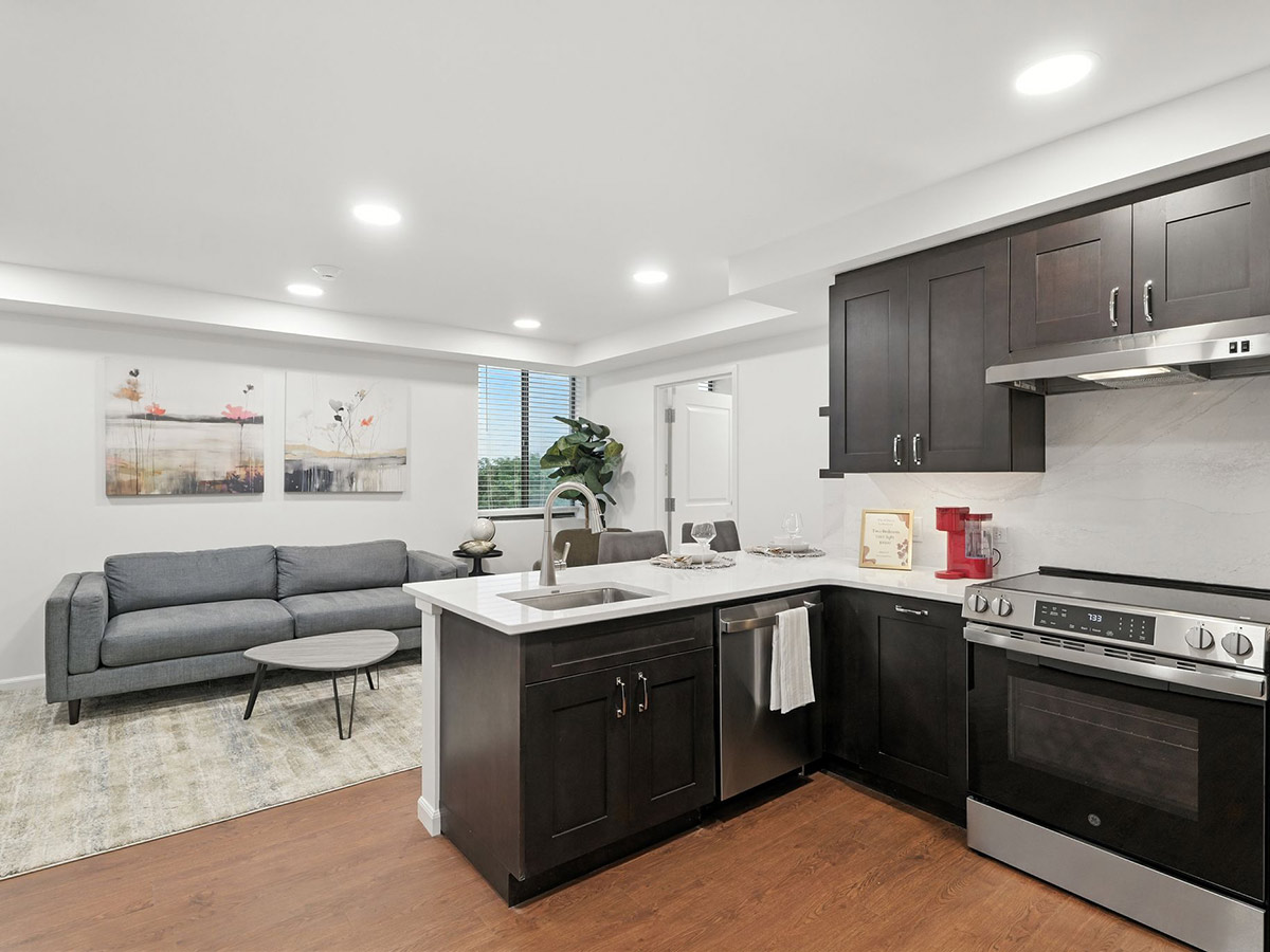 Cogir of Alexandria Fillmore Kitchen and Living Room