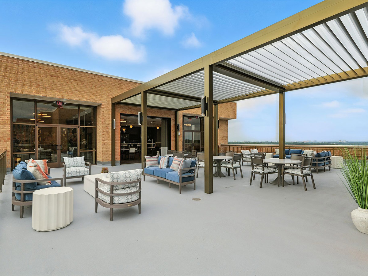 Cogir of Alexandria Fillmore Outdoor Patio