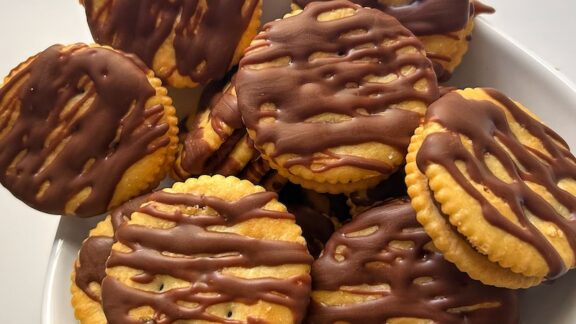 Billion dollar Ritz with chocolate drizzle