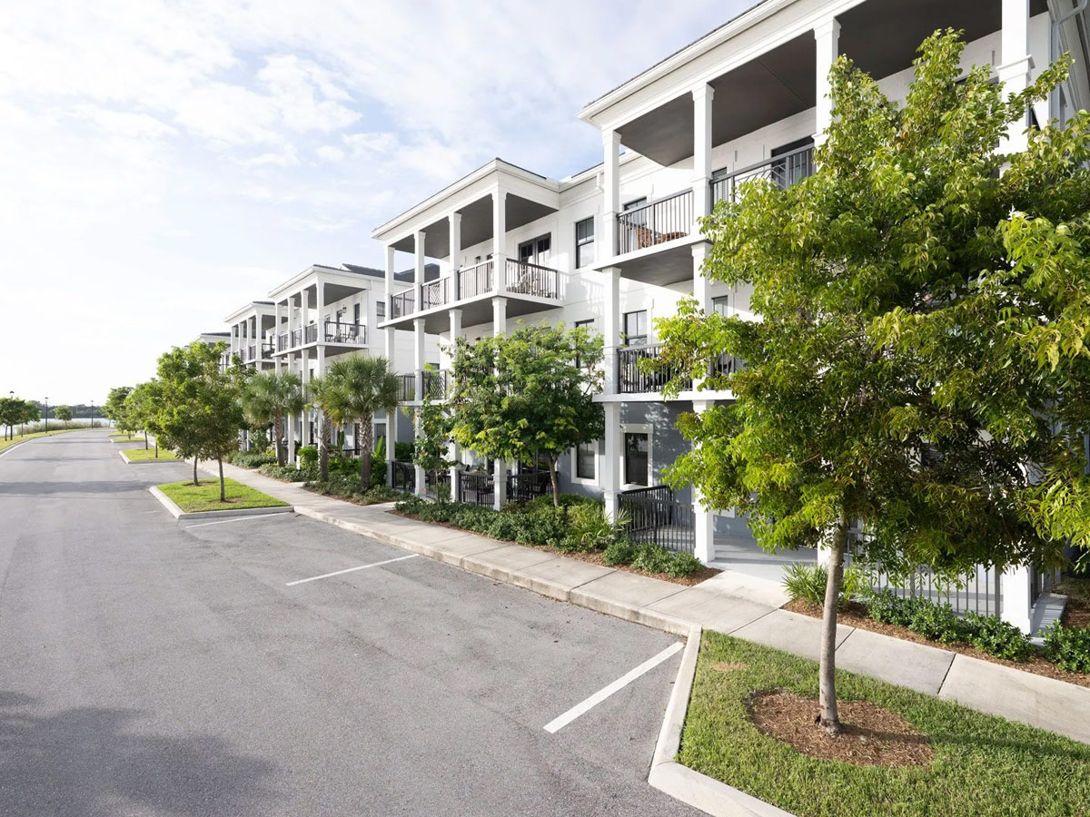 Wellington Bay Exterior