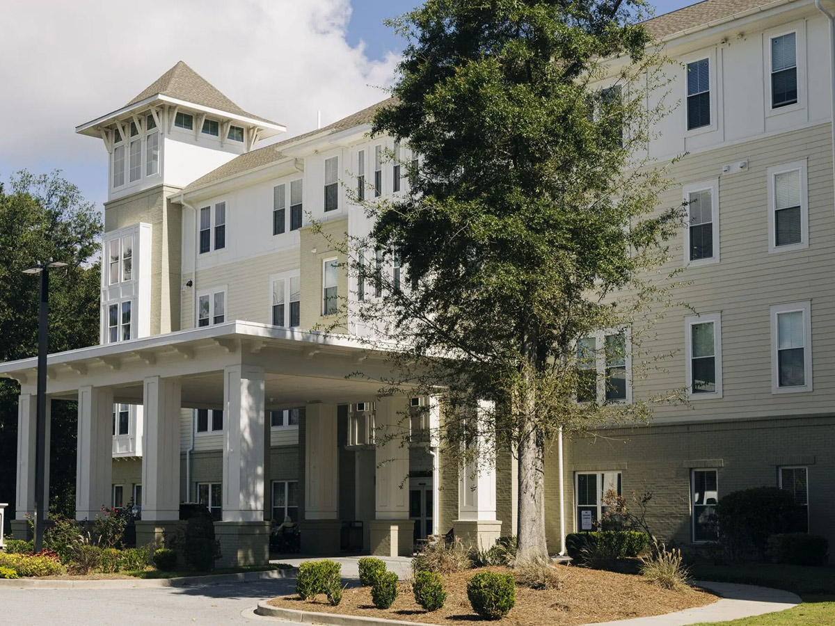 South Bay at Mount Pleasant Entrance