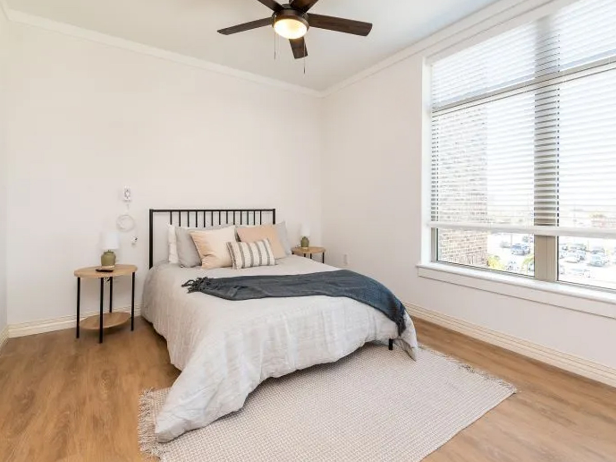 Kempton of Charleston Bedroom