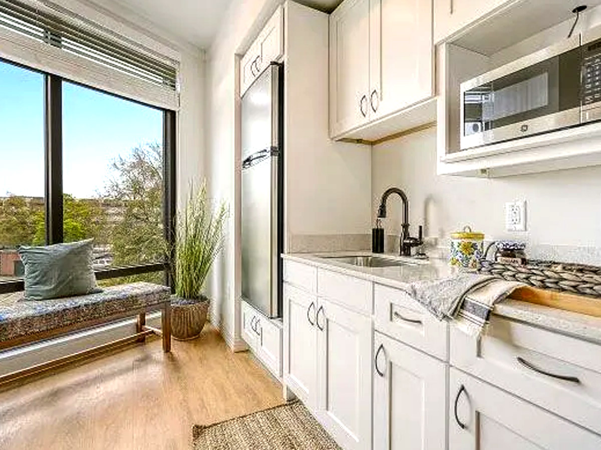 Kempton of Charleston Kitchen