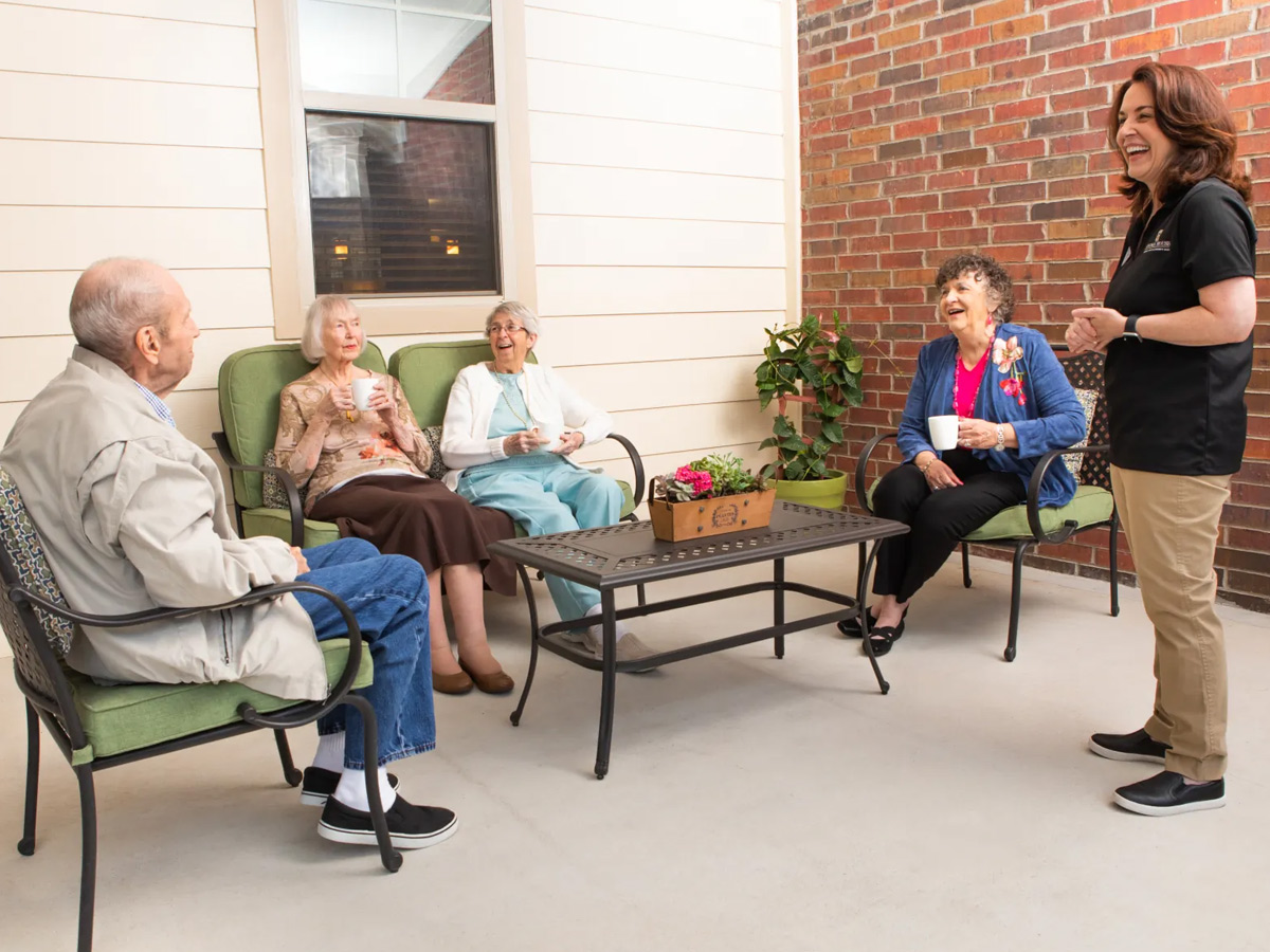 Sonama House Friends Visiting on Patio