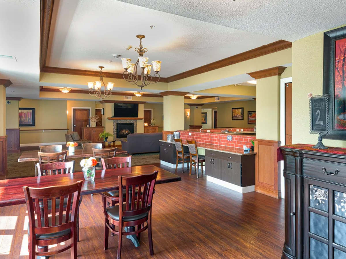 Waters Edge Dining Room