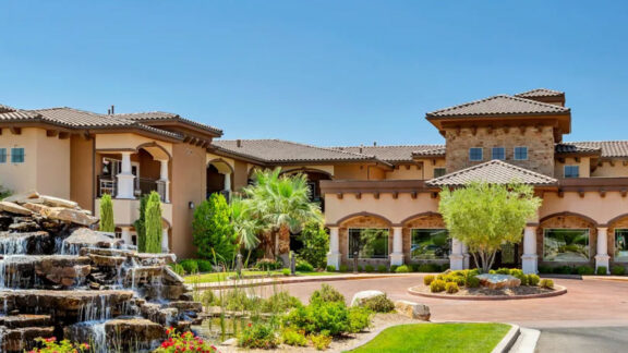 The Retreat at Sunbrook Exterior