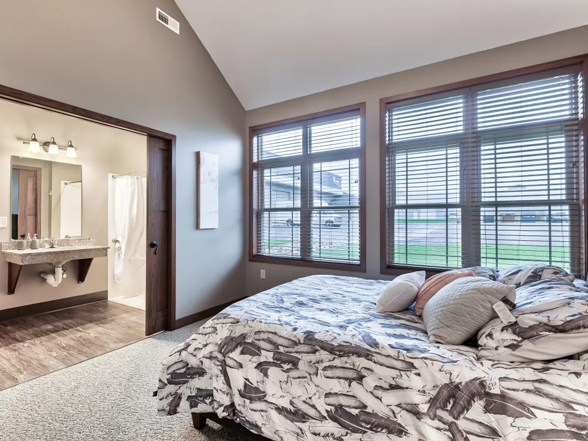 The Landings of Kaukauna Bedroom