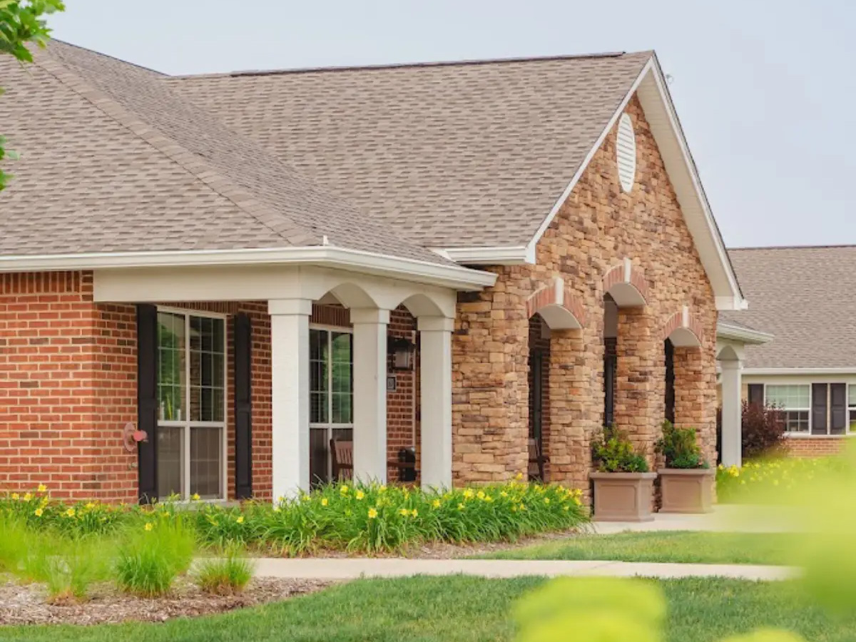 The Indigo at Elmherst Exterior