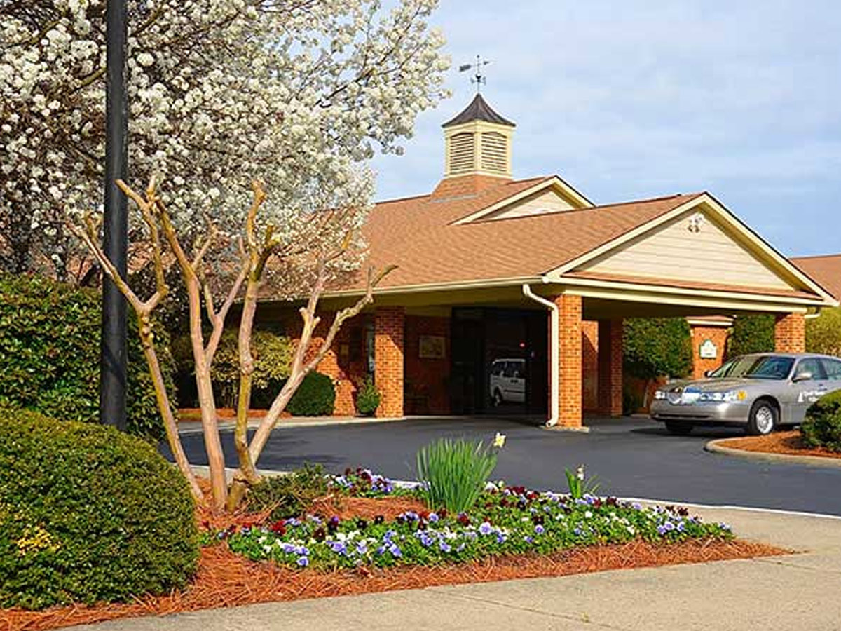 The Inn at Quail Haven Village Entrance