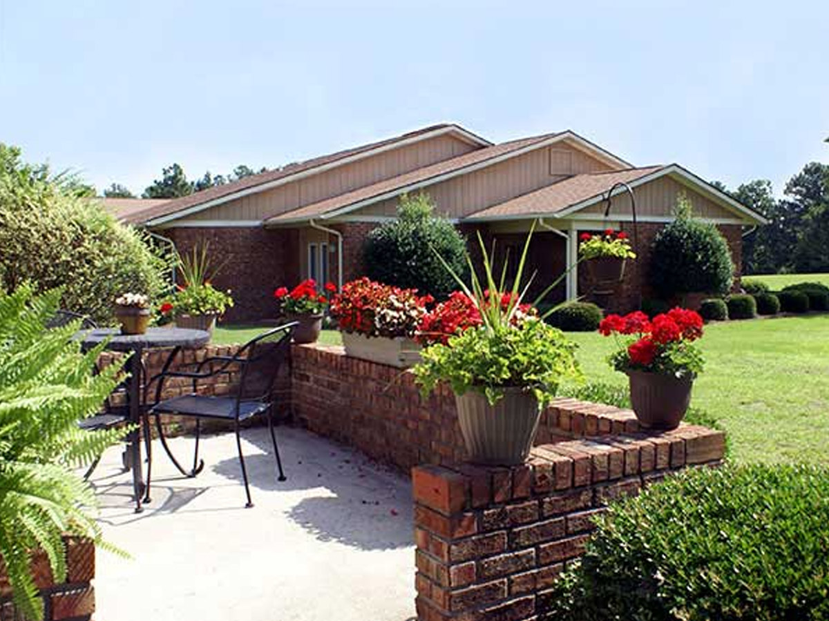 The Inn at Quail Haven Village Patio