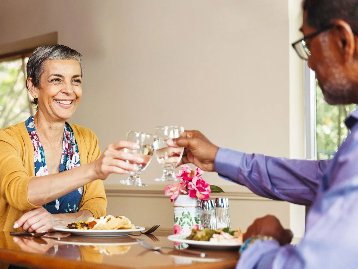 Preserve at Fairfield Glade Couple Enjoying Lunch