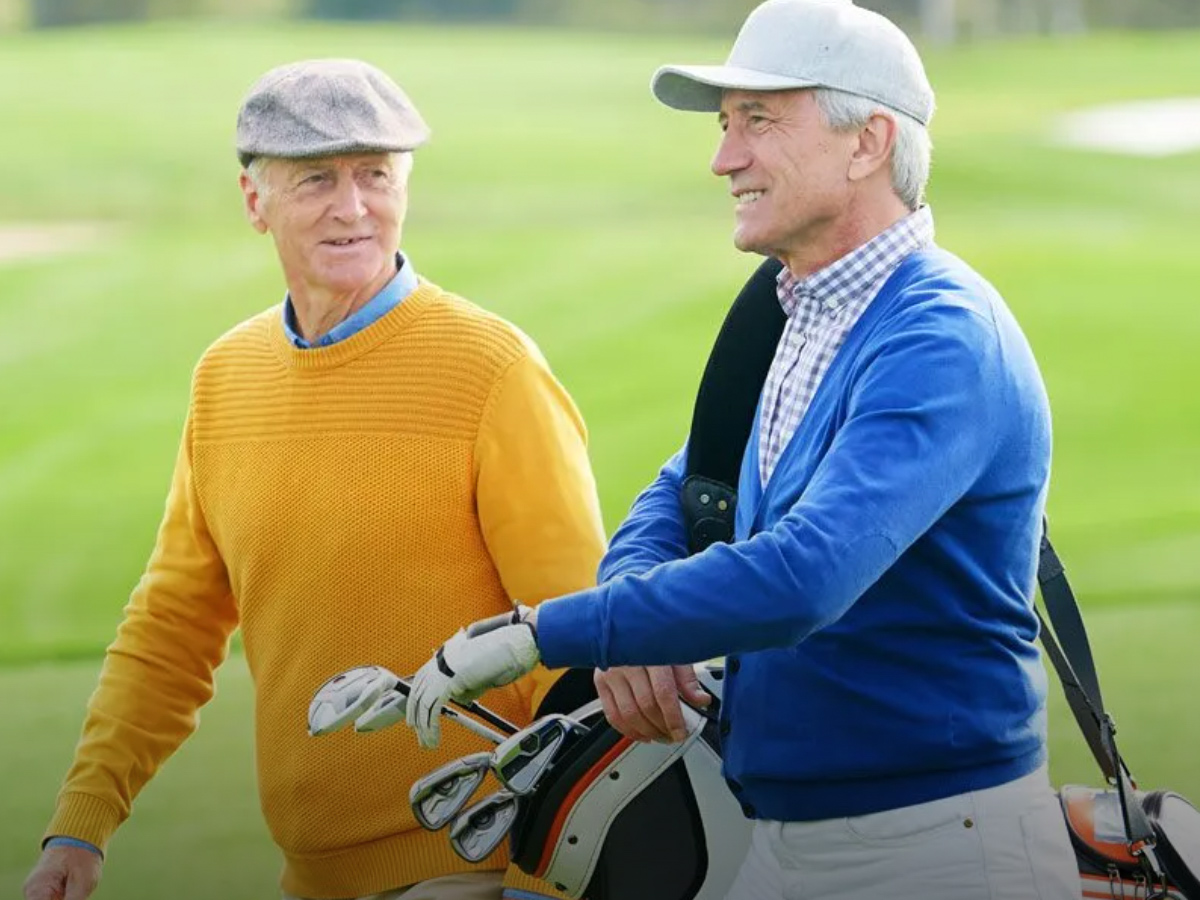 Preserve at Fairfield Glade Friends Golfing