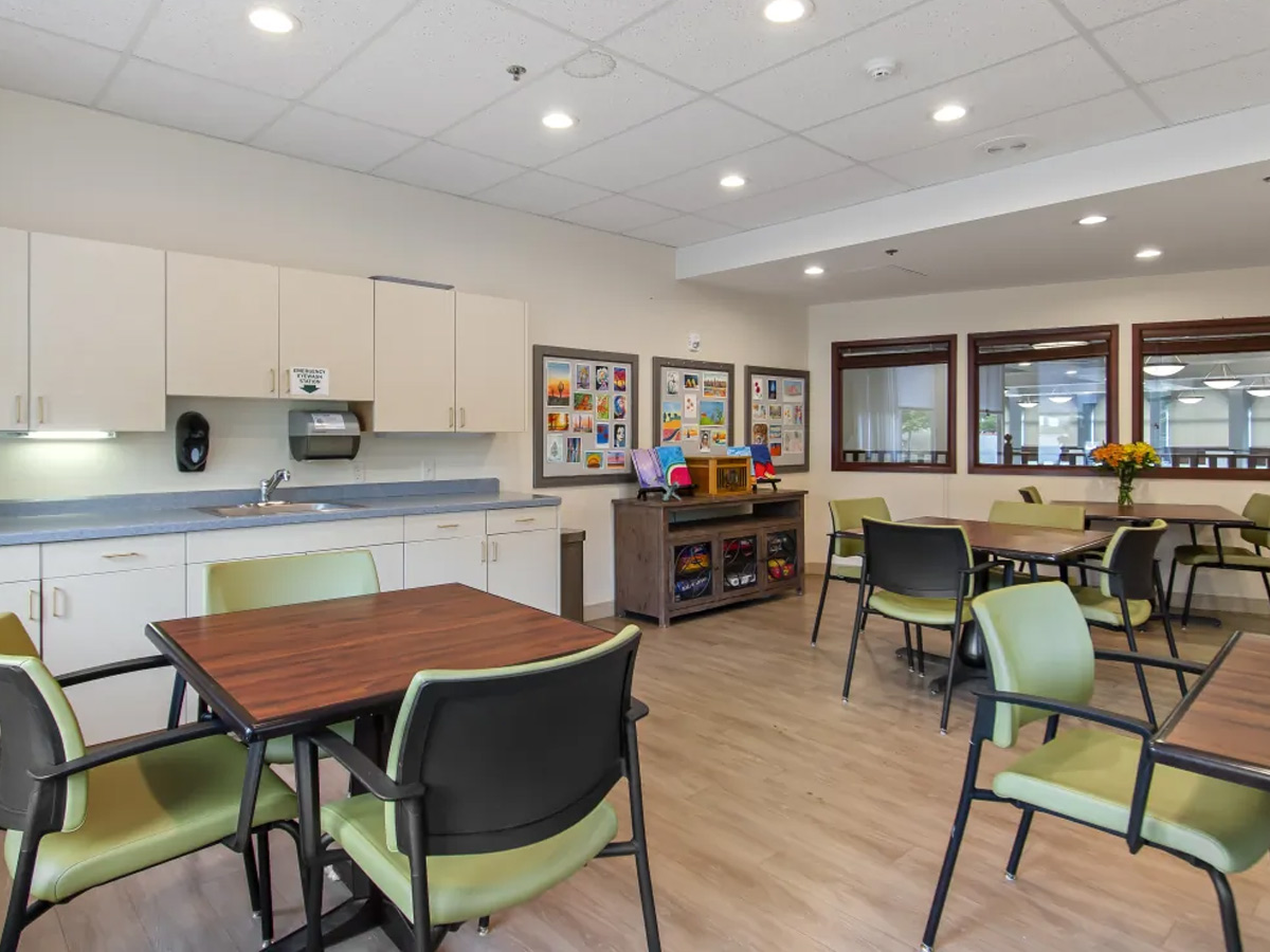 Harbour Pointe Craft Room