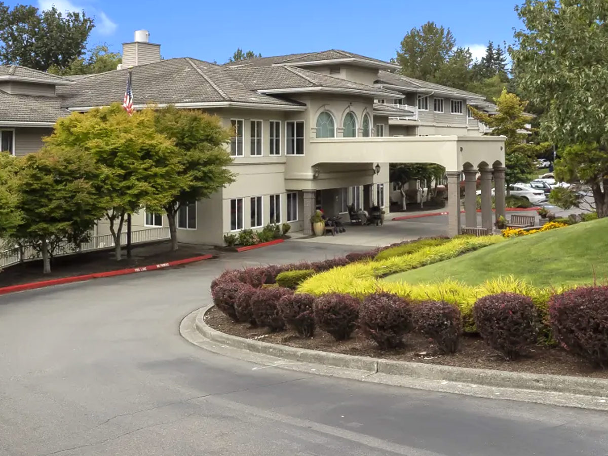 Harbour Pointe Entrance