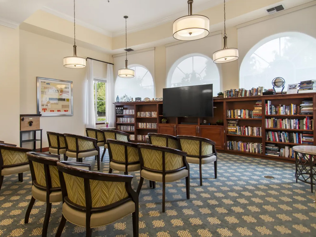 Harbour Pointe Movie Room