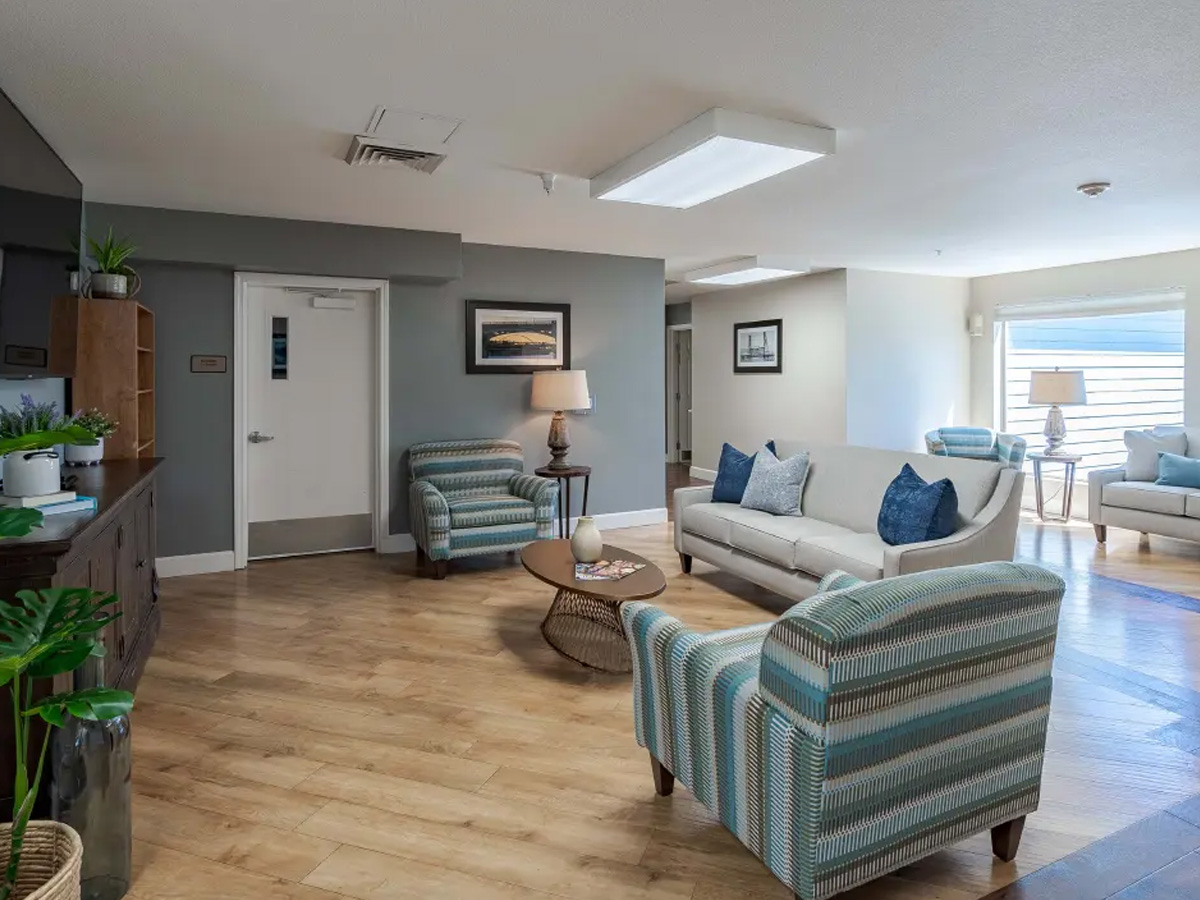 Hawthorne Gardens Common Area