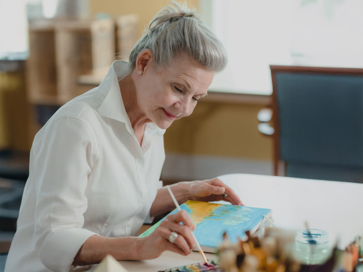 The Commons at Brightmore Lady Painting