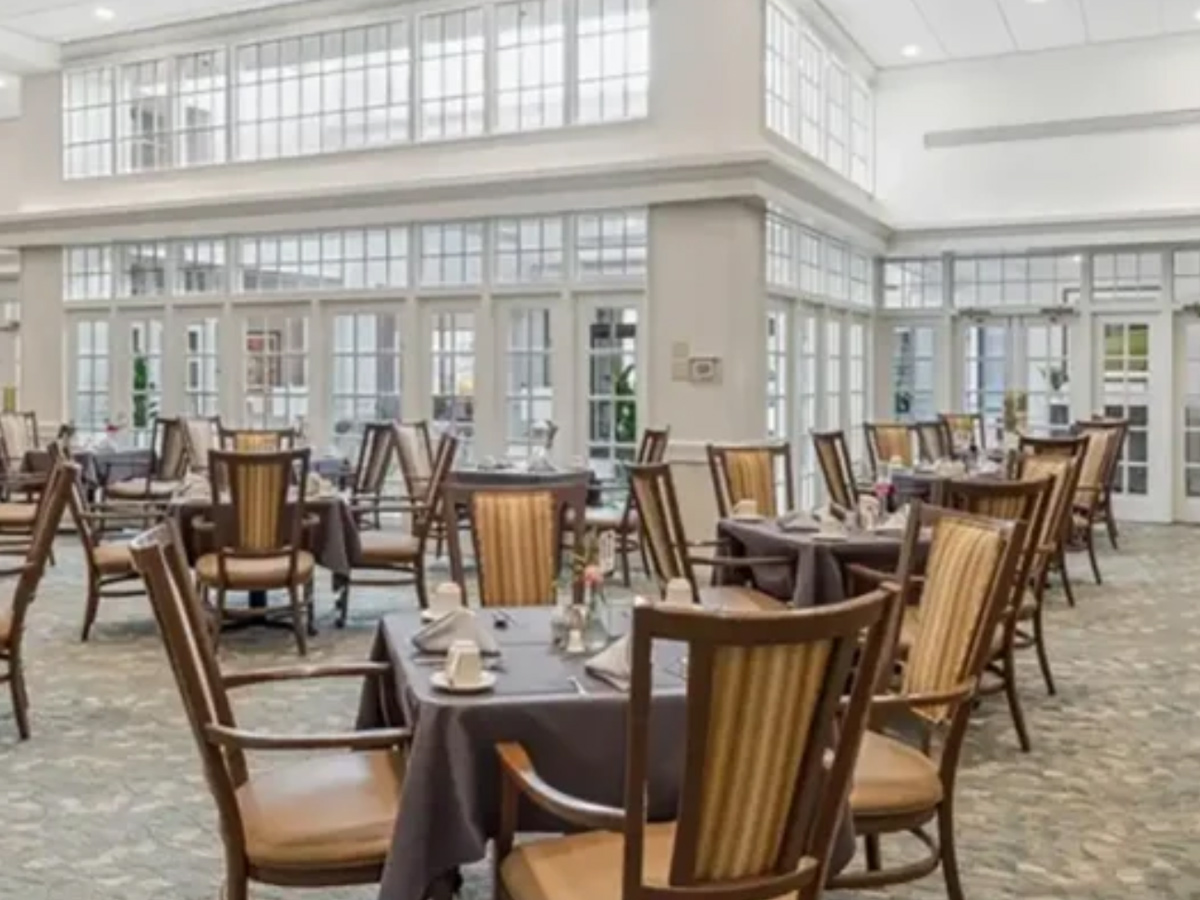 The Terraces a Lakewood Dining Room