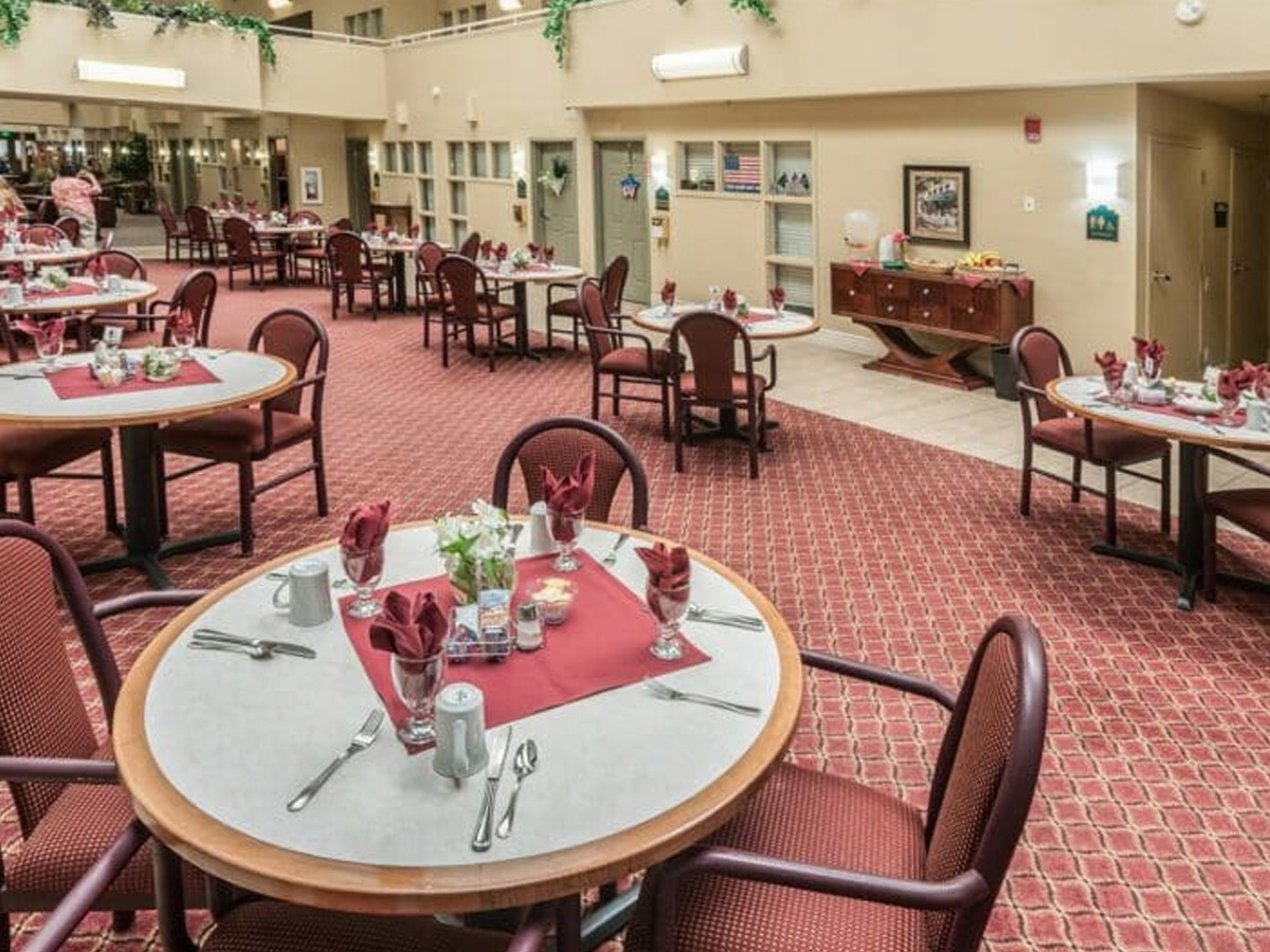 Grand Villa Dining Room