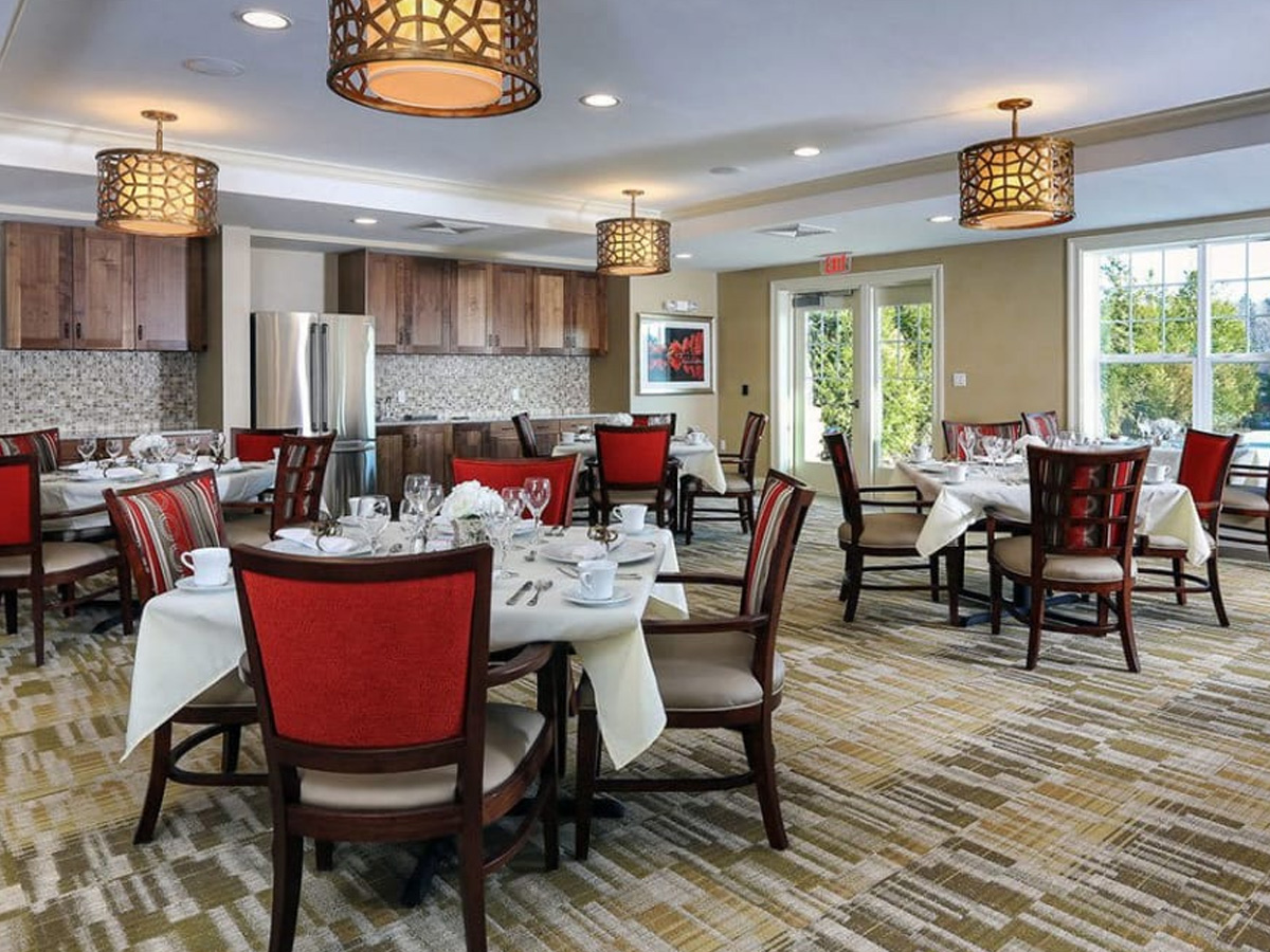 Maplewood at Stony Hill Dining Room