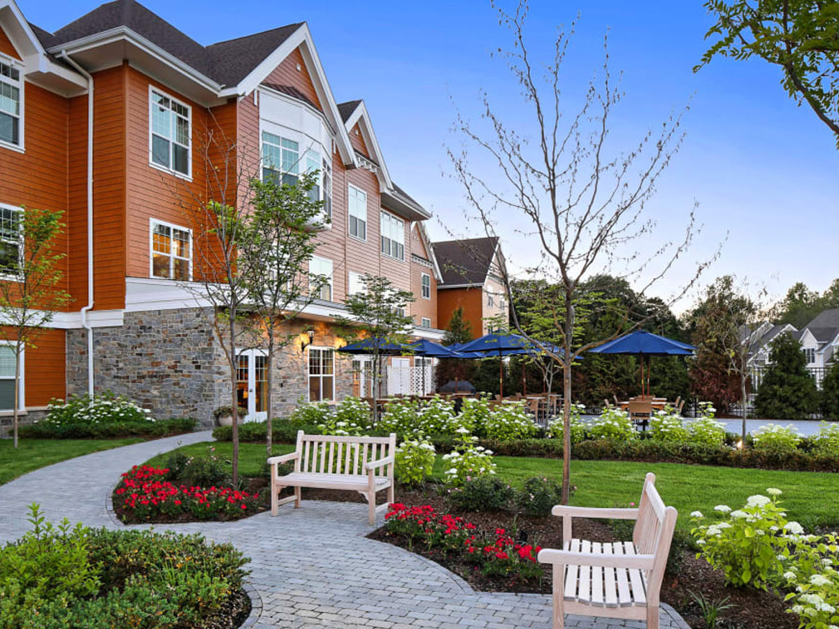 Maplewood at Stony Hill Outdoor Courtyard