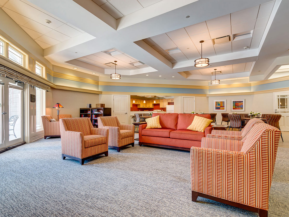 Maplewood at Chardon Community Living Room