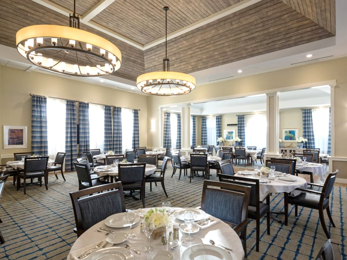 Maplewood at Mayflower Place Dining Room
